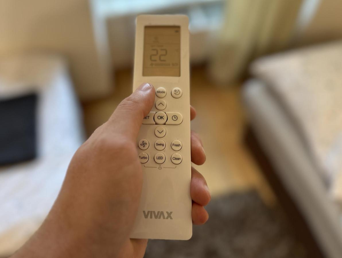 Old Town Apt. A/C And Parking バンスカー・ビストリツァ エクステリア 写真