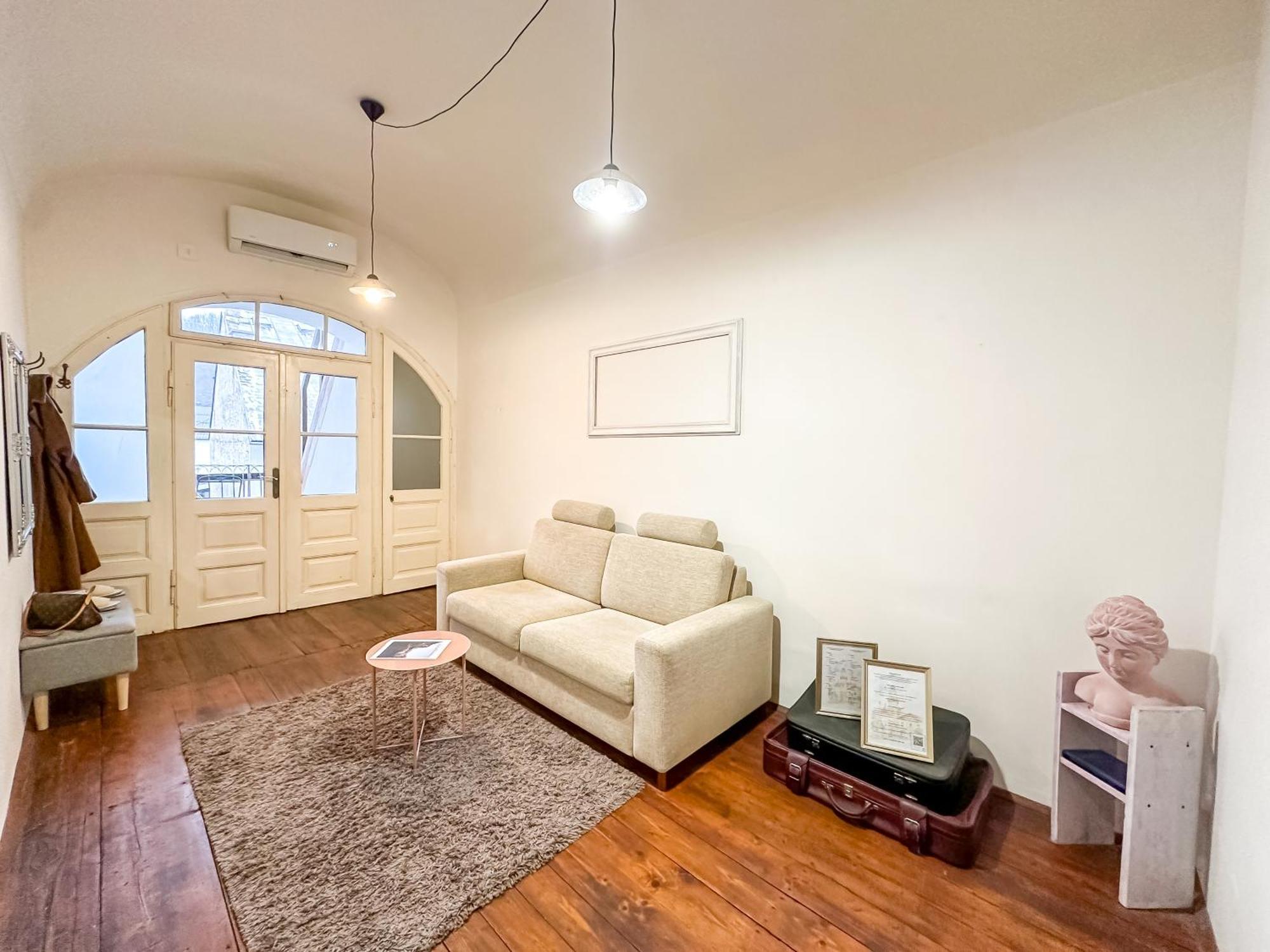 Old Town Apt. A/C And Parking バンスカー・ビストリツァ エクステリア 写真